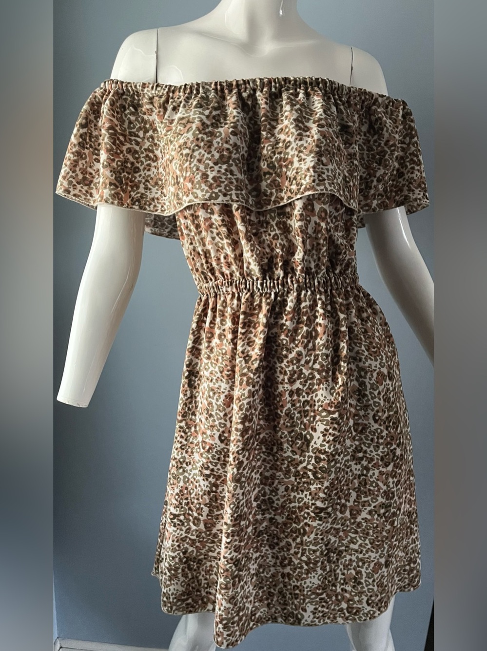 Wilfred Leopard Hosta Off-Shoulder Silk Trim Ruffle Mini Dress Size S Pockets